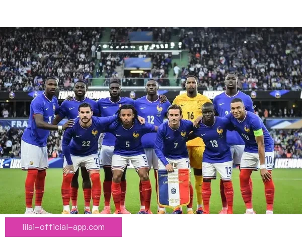 2026年世界杯夺冠赔率解析：热门球队竞争激烈谁能最终捧杯